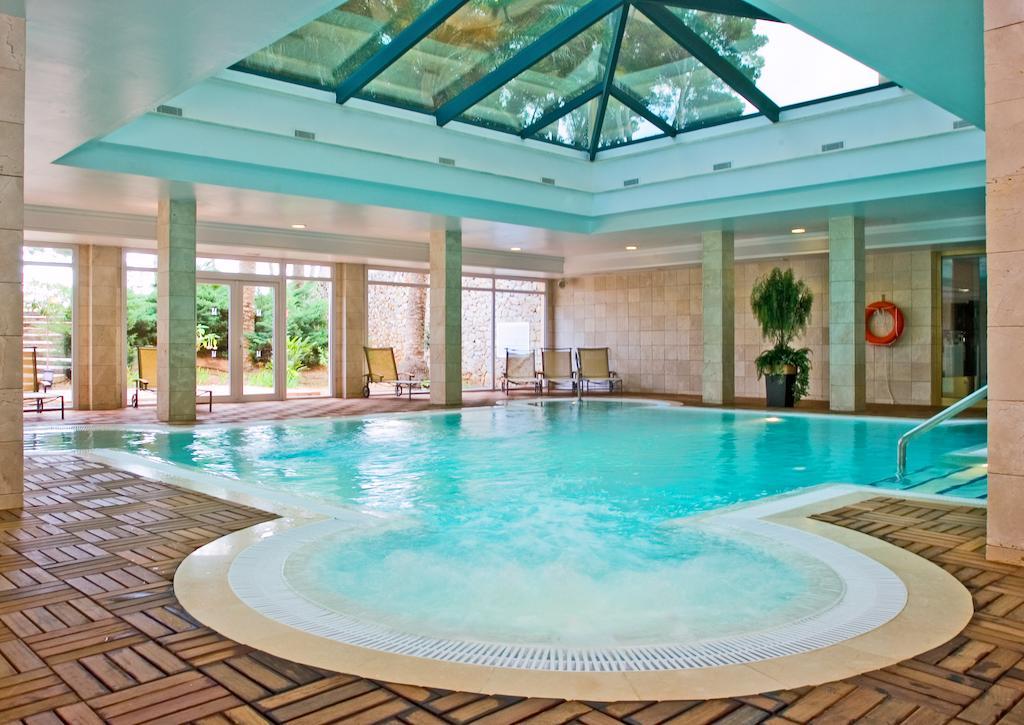 Hipotels Hipocampo Palace & Spa Cala Millor Kültér fotó Indoor pool