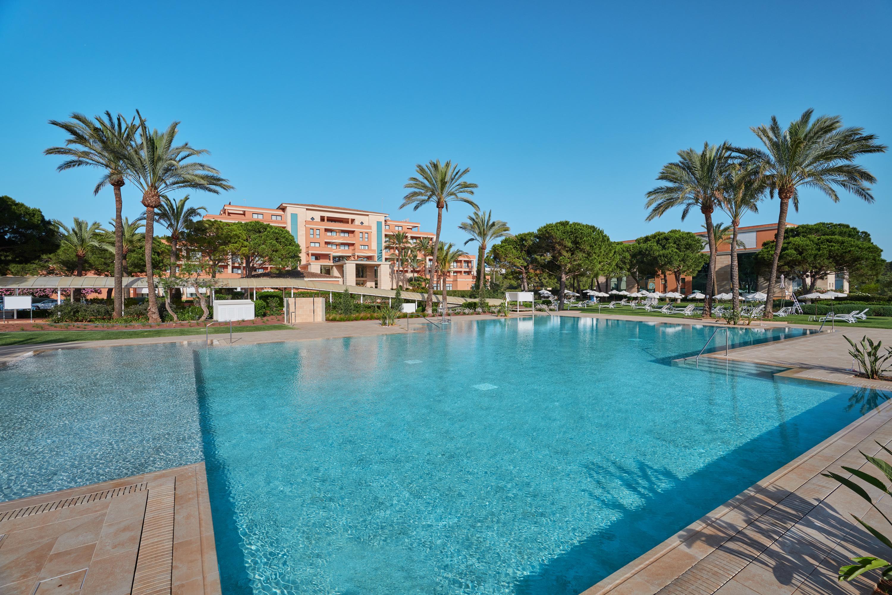 Hipotels Hipocampo Palace & Spa Cala Millor Kültér fotó Club Med Cannes
