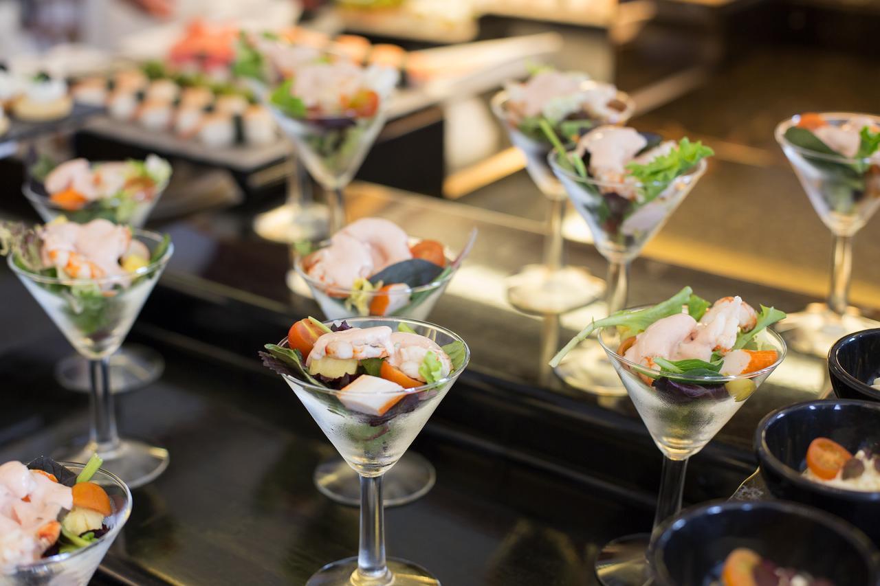 Hipotels Hipocampo Palace & Spa Cala Millor Kültér fotó Seafood cocktail